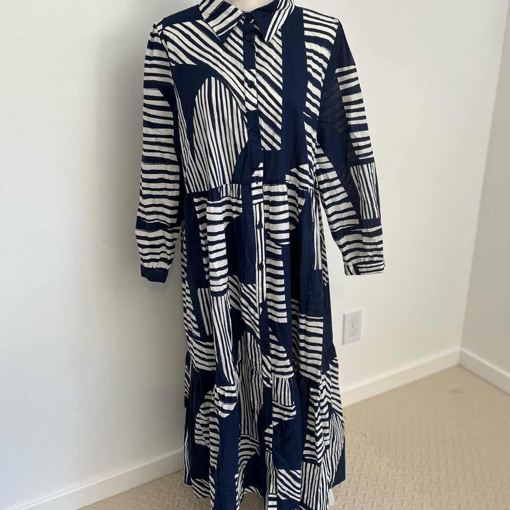 Zara Navy and White Long Sleeve Printed Maxi Dress